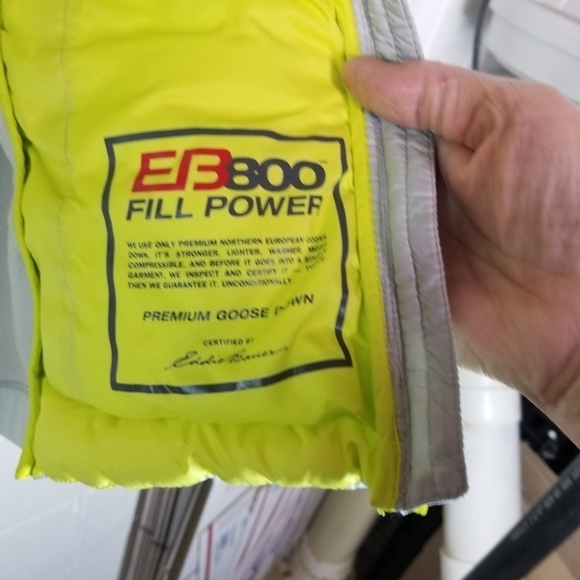 Eddie Bauer First Ascent quilted down eb800 vest - Picture 7 of 12